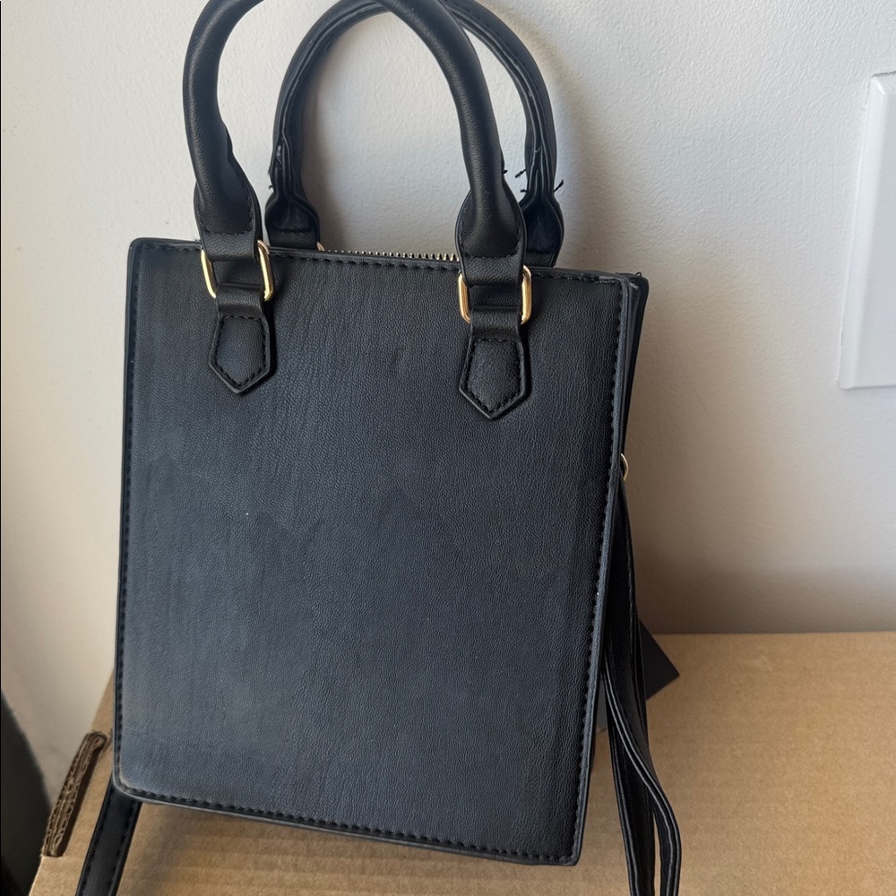 Deluxity Bumble Bee cross body bag - Picture 2 of 5